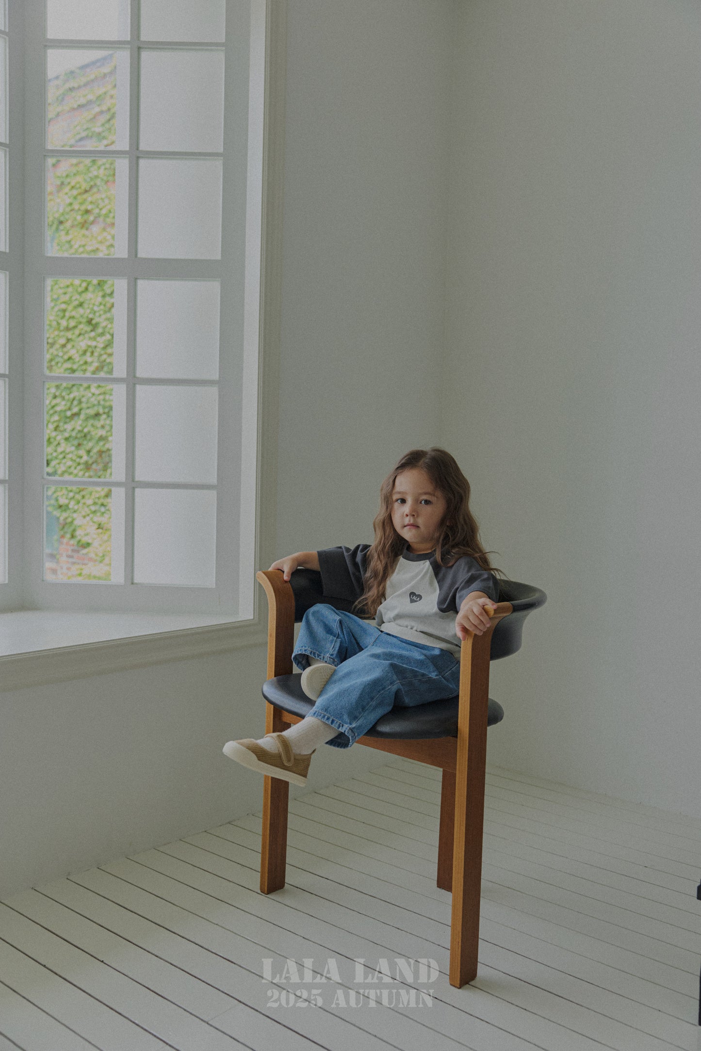 [PRE-ORDER] Heart Raglan T-Shirts