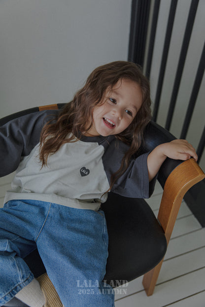 [PRE-ORDER] Heart Raglan T-Shirts