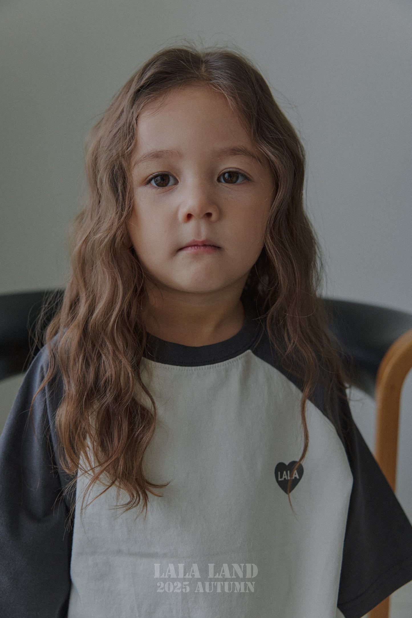 [PRE-ORDER] Heart Raglan T-Shirts