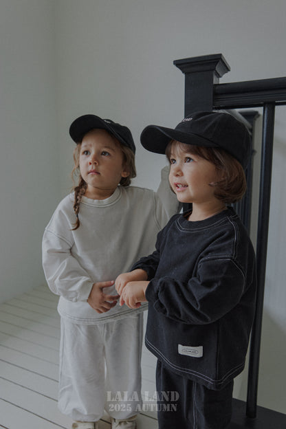 [PRE-ORDER] White&Black Sweatshirts