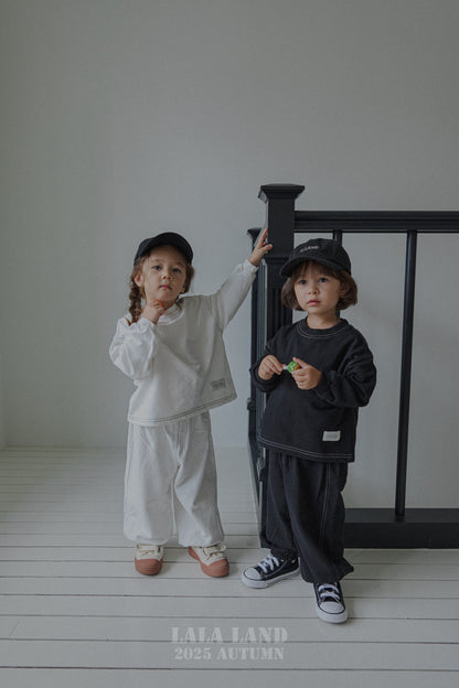 [PRE-ORDER] Black&White Jogger Pants