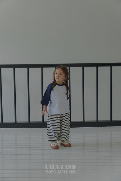 [PRE-ORDER] Heart Raglan T-Shirts