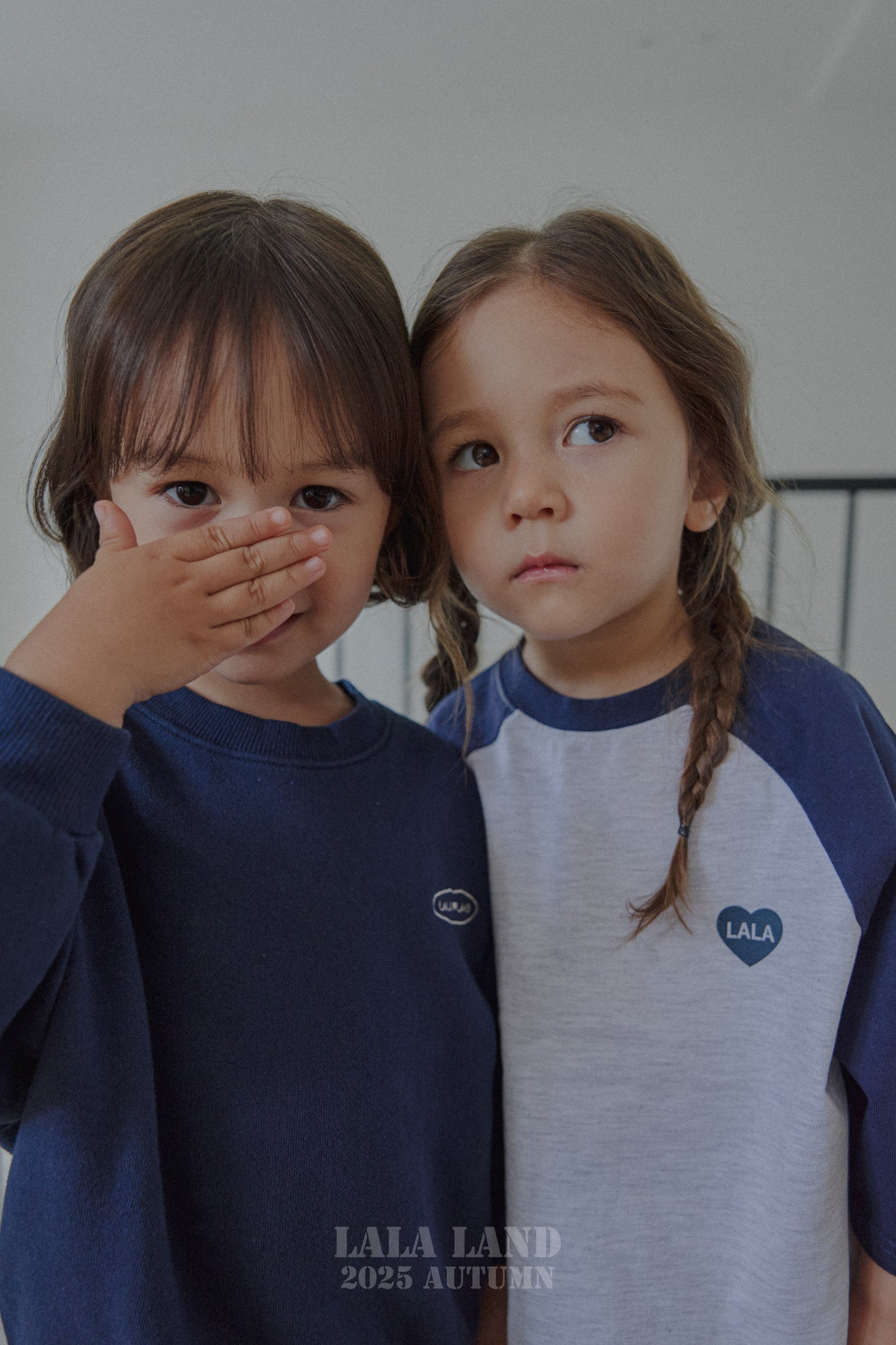 [PRE-ORDER] Heart Raglan T-Shirts
