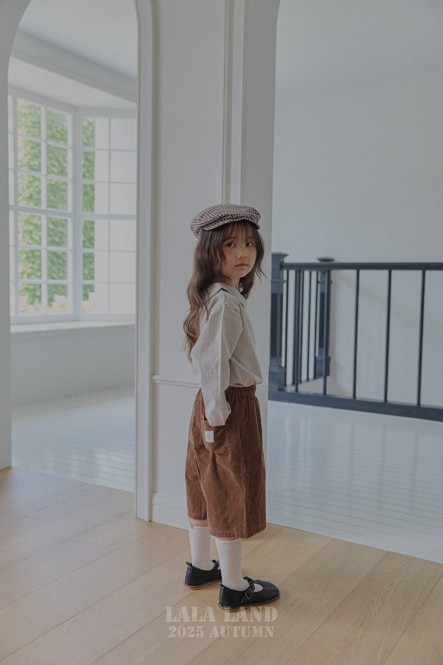 [PRE-ORDER] Corduroy Bermuda Pants