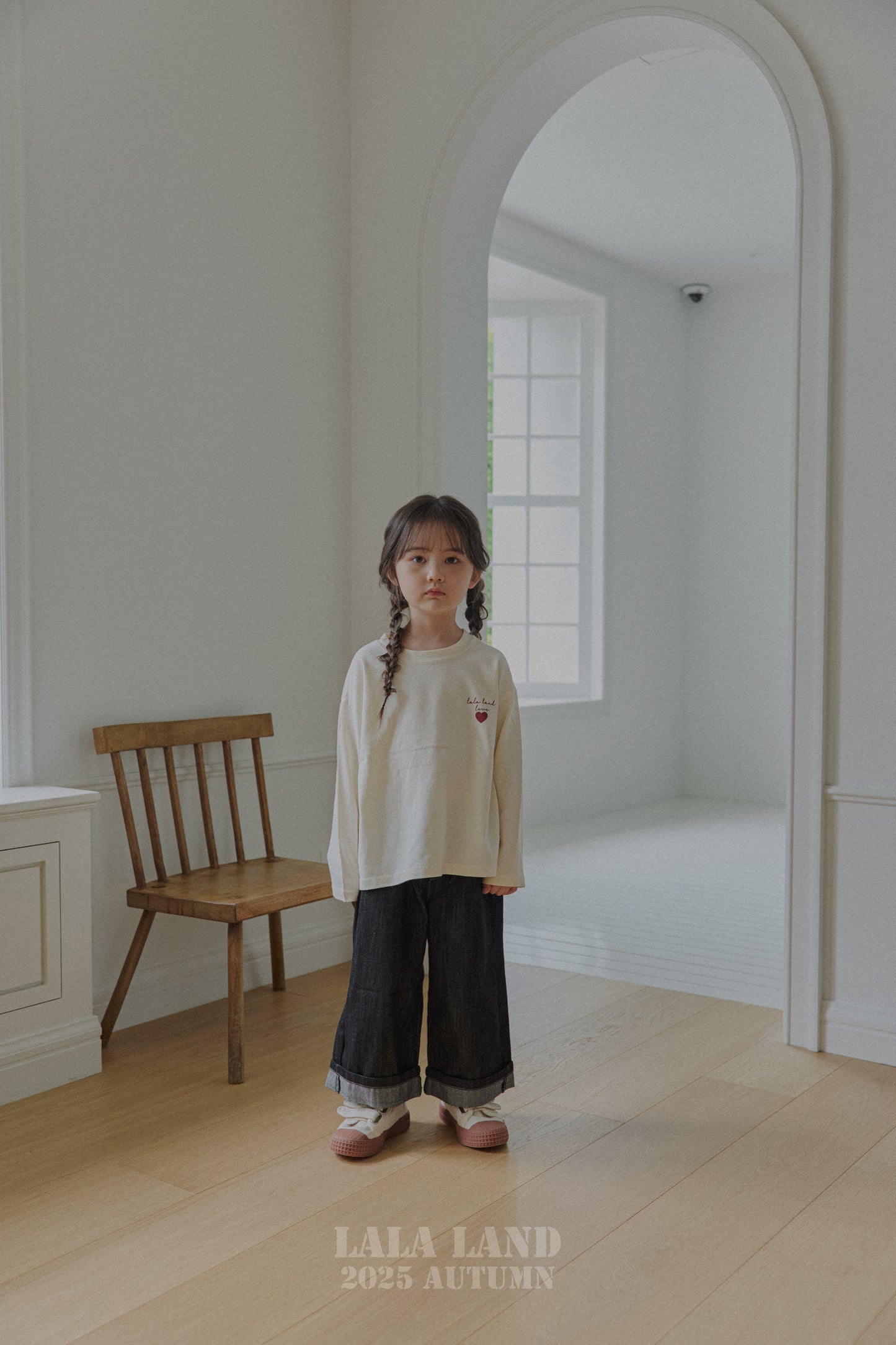 [PRE-ORDER] Basic Logo T-Shirts
