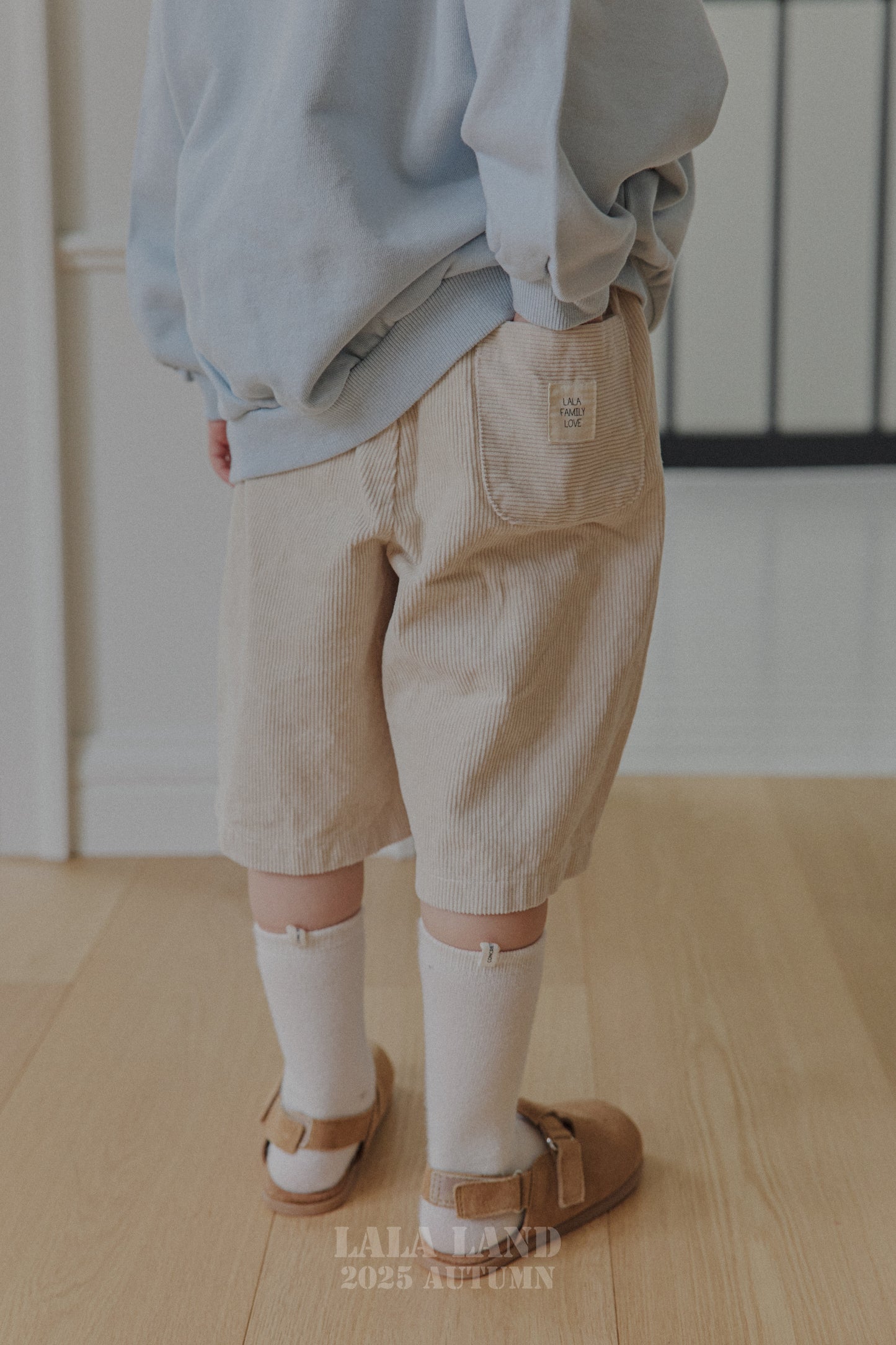 [PRE-ORDER] Corduroy Bermuda Pants
