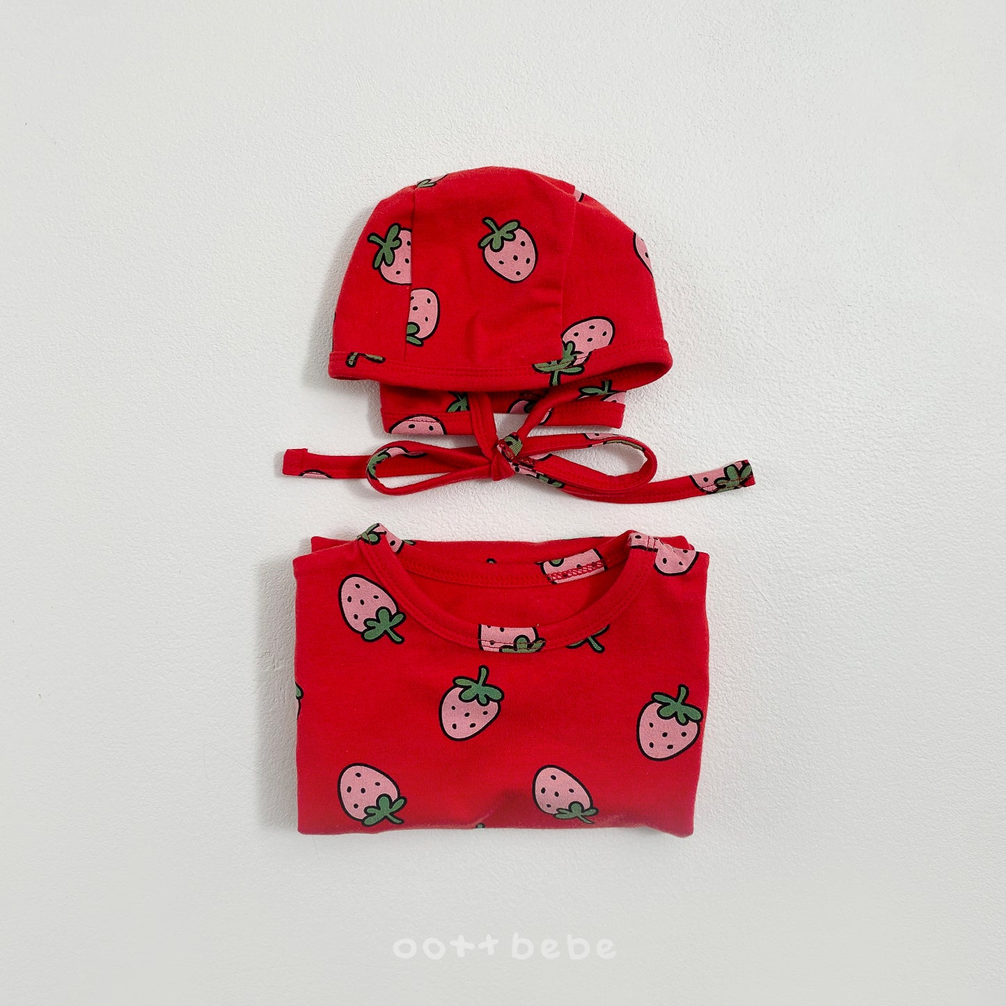 [PRE-ORDER] Strawberry Body Suit + Bonnet Set