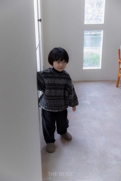 [PRE-ORDER] Sherpa Pattern Sweatshirts