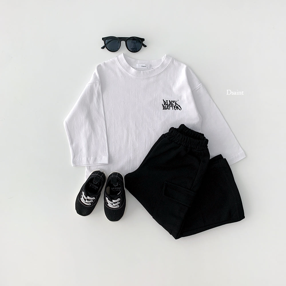 [PRE-ORDER] Black Button T-Shirts