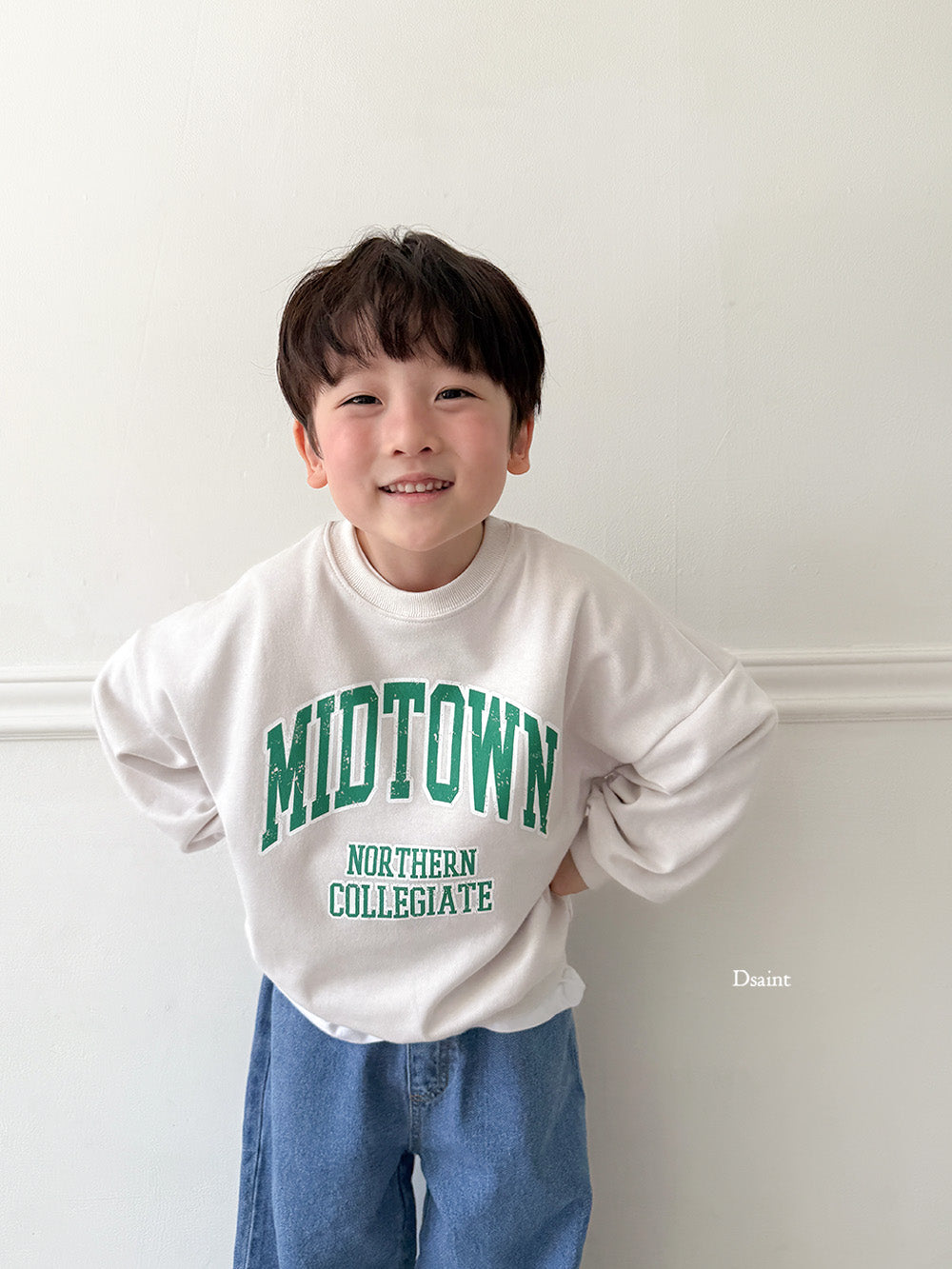 [PRE-ORDER] Mid Town Sweatshirts