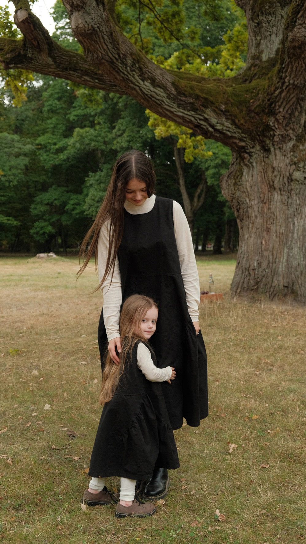 [PRE-ORDER] Kiev Dress (Mom Couple)