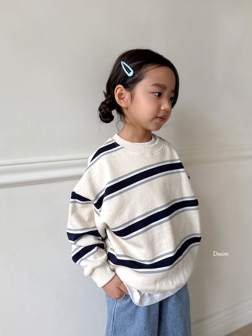 [PRE-ORDER] Sparsely Stripe Sweatshirts