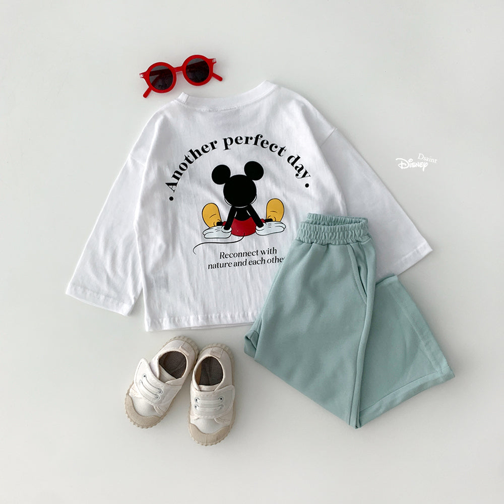 [PRE-ORDER] Behind T-Shirts