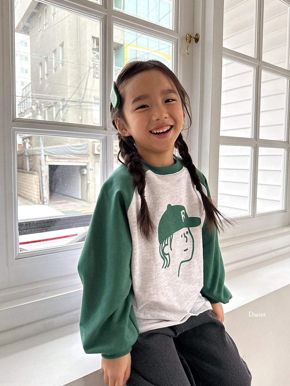 [PRE-ORDER] Cap Boy Raglan Sweatshirts