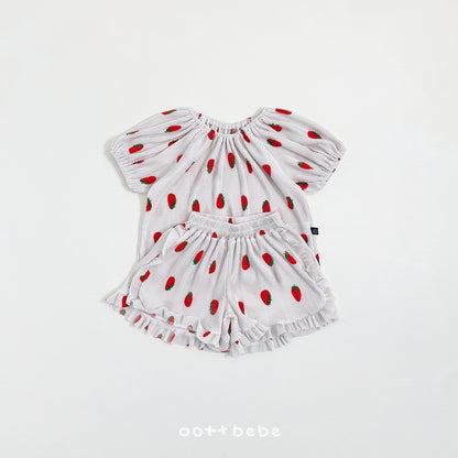 [PRE-ORDER] Sweet Berry Pleats Top Bottom Set