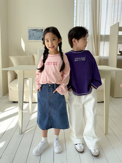 [PRE-ORDER] Love Daisy T-Shirts