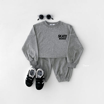 [PRE-ORDER] Skateboard Top Bottom Set