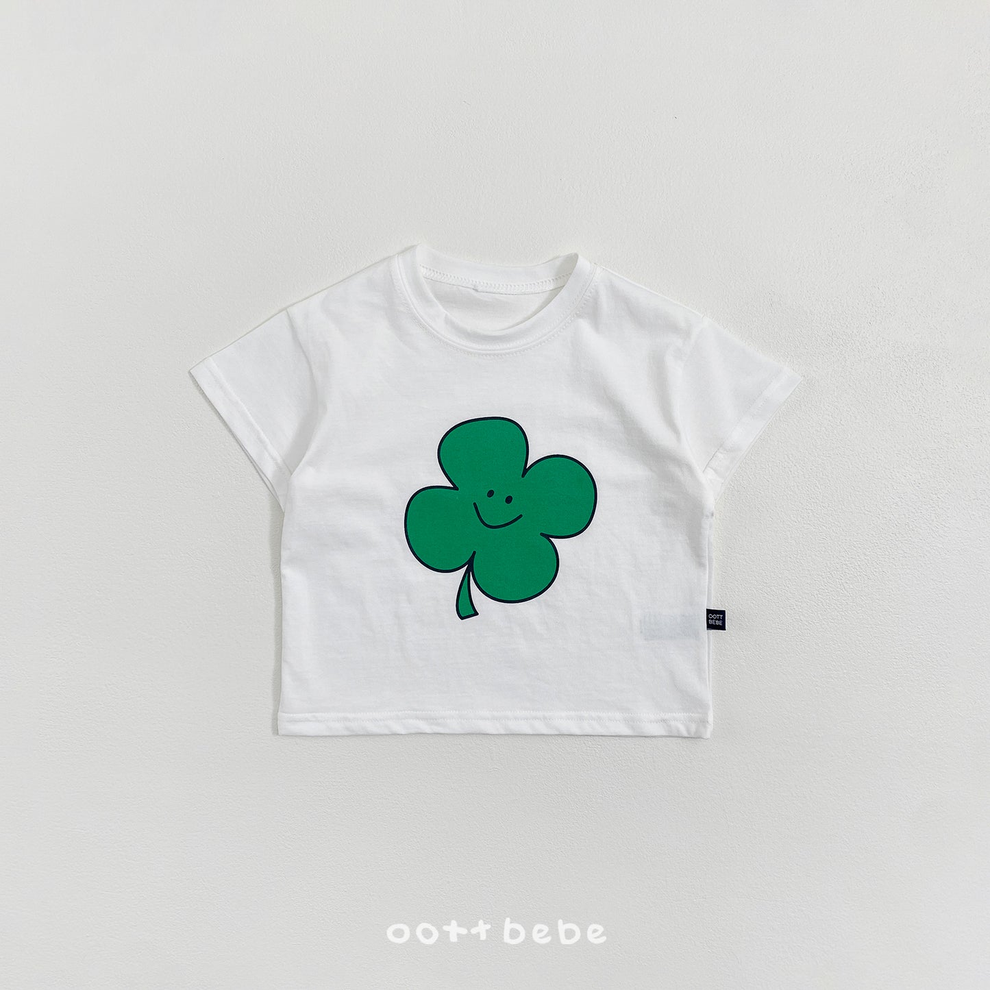 [PRE-ORDER] Happy Friends T-Shirts (Mom&Dad Couple)