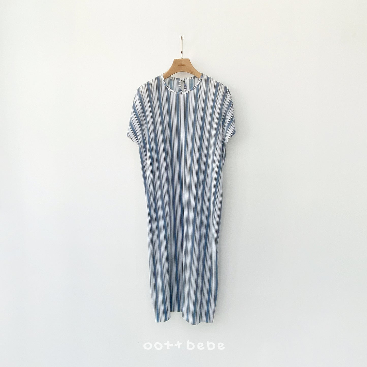 [PRE-ORDER] Twinkle Pleats Dress (Mom Couple)