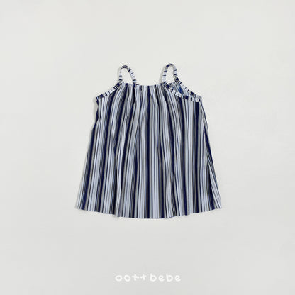 [PRE-ORDER] Twinkle Pleats Dress (Mom Couple)