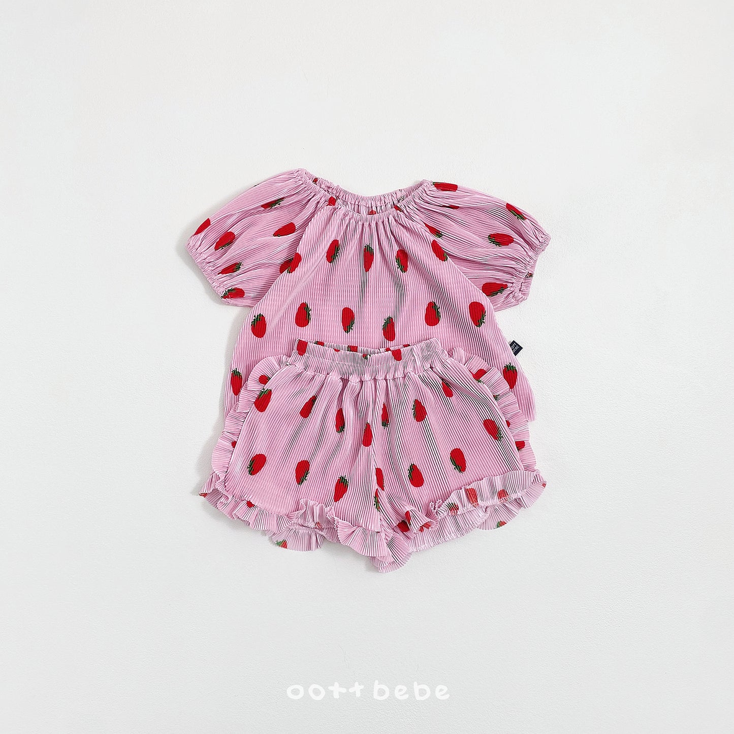 [PRE-ORDER] Sweet Berry Pleats Top Bottom Set