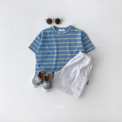 [PRE-ORDER] Three Stripe T-Shirts