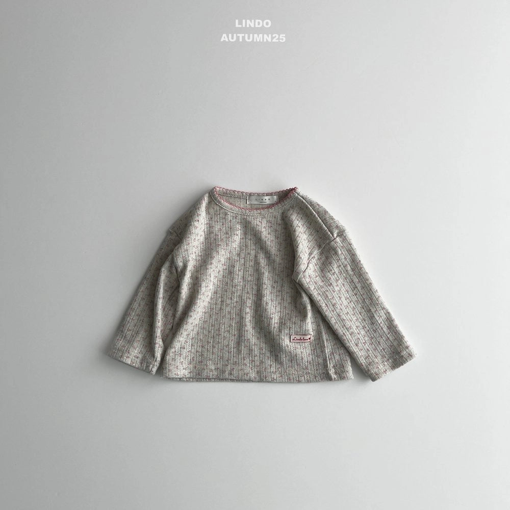 [PRE-ORDER] Small Floral Eyelet T-Shirts
