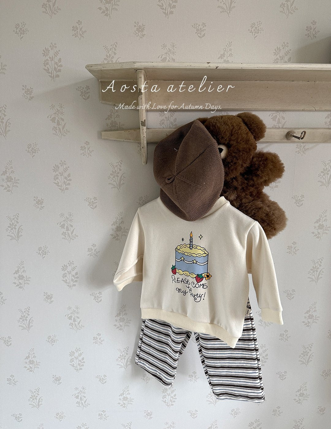 [PRE-ORDER] Cake Sweatshirts