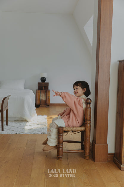 [PRE-ORDER] Snow Bear Sweatshirts