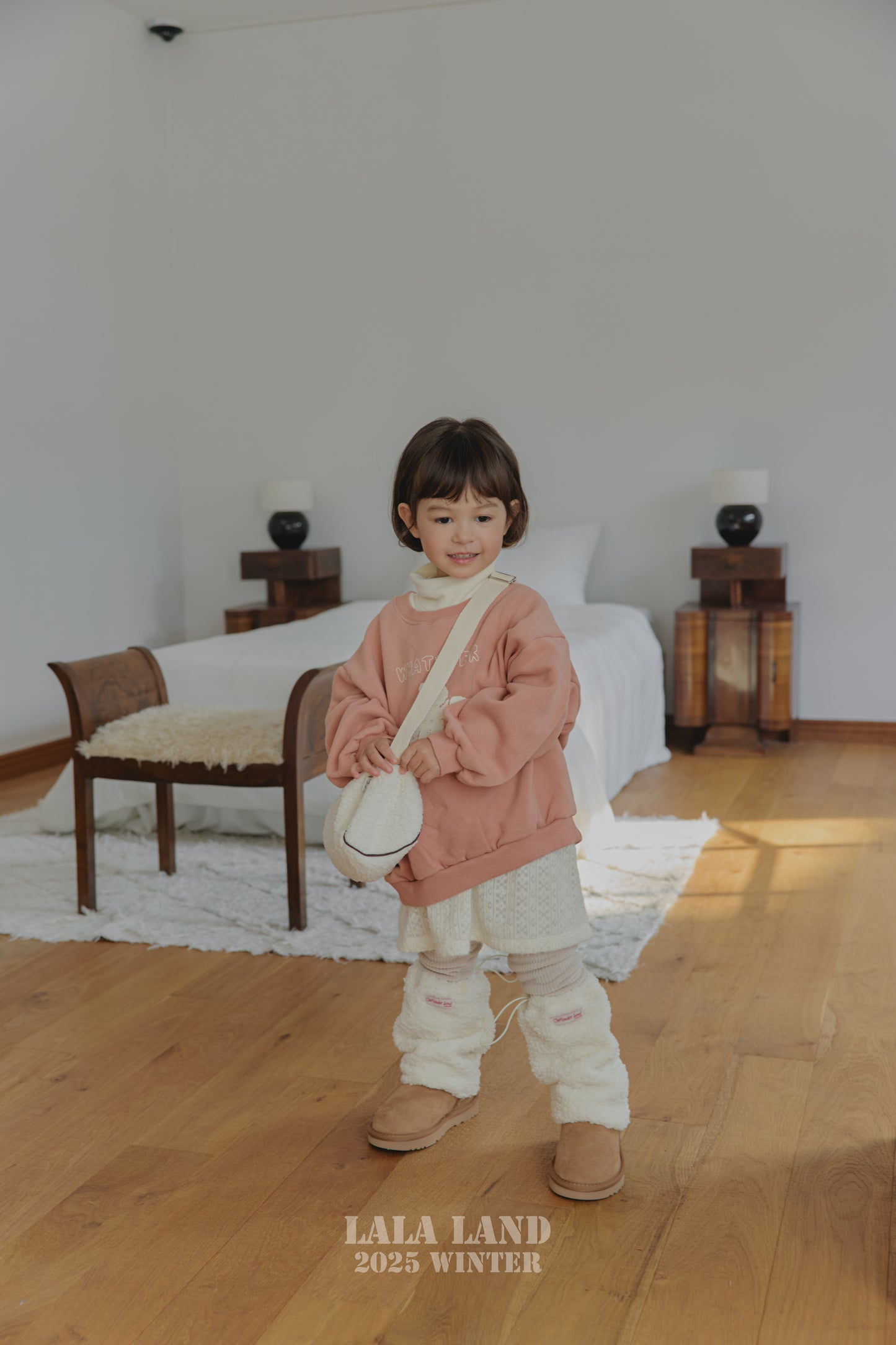 [PRE-ORDER] Snow Bear Sweatshirts