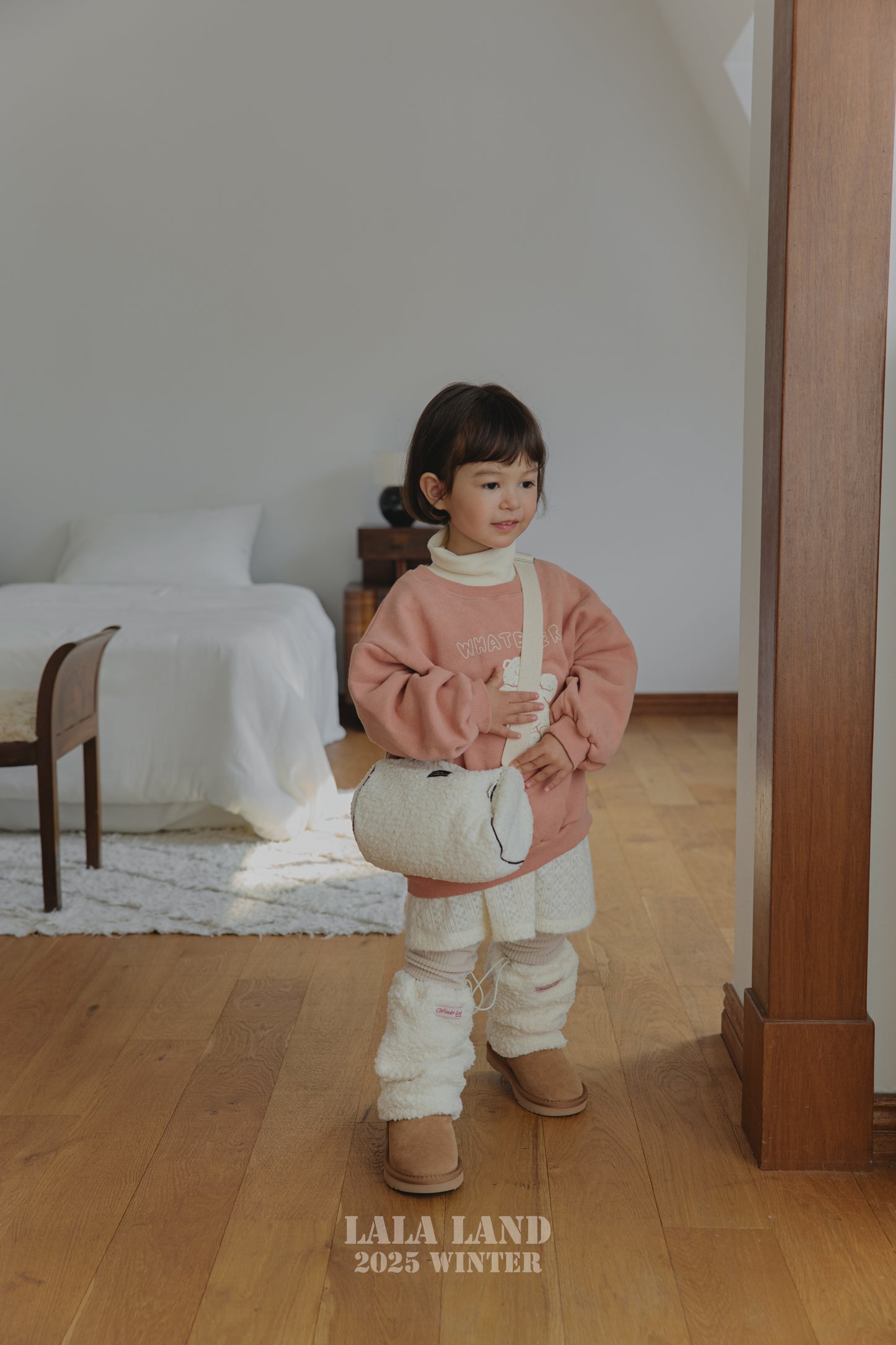 [PRE-ORDER] Snow Bear Sweatshirts