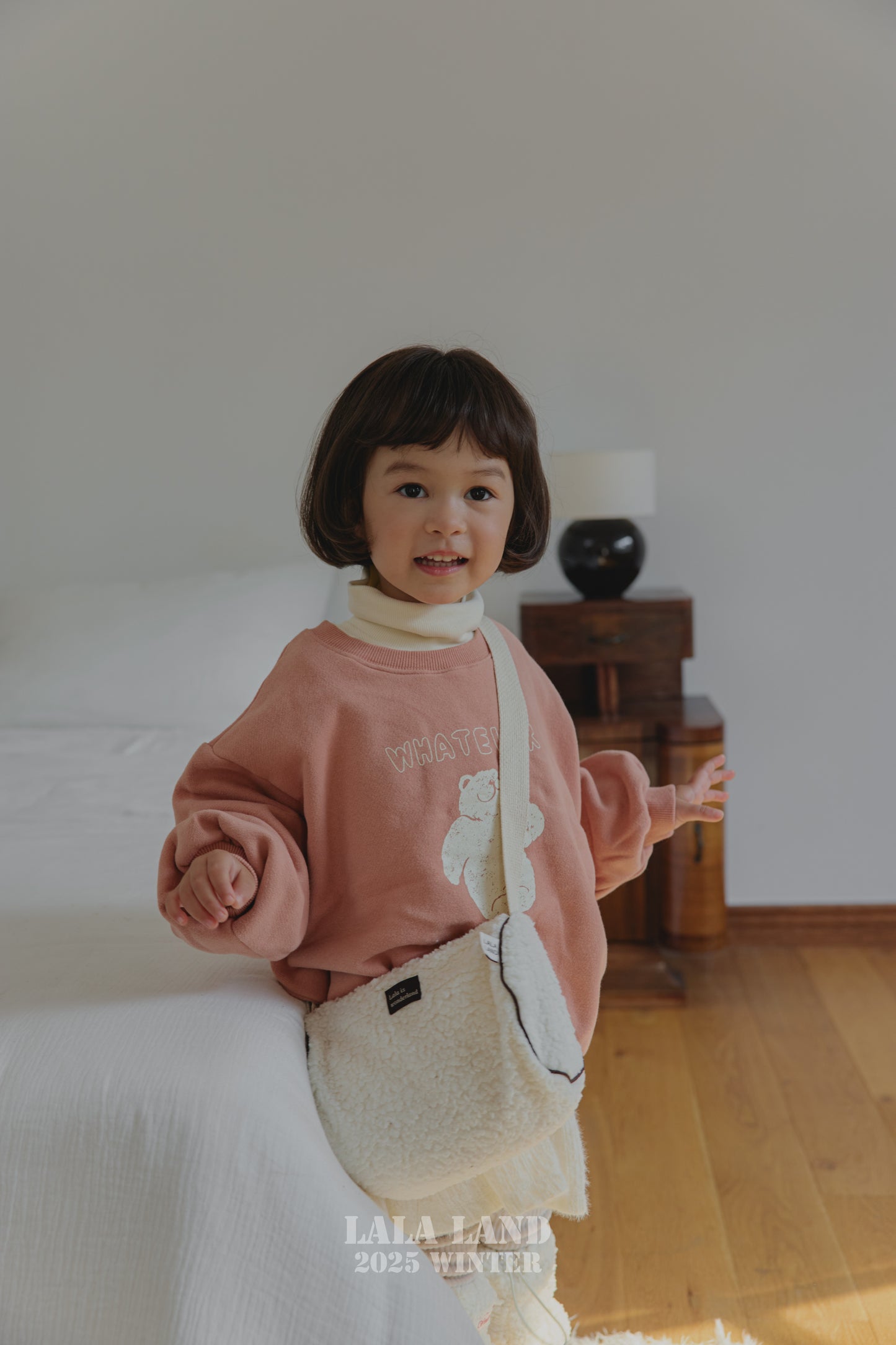 [PRE-ORDER] Snow Bear Sweatshirts