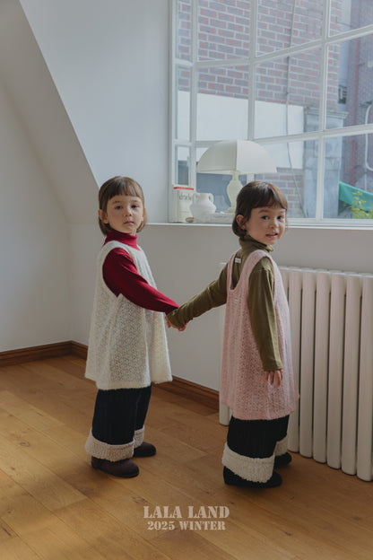 [PRE-ORDER] Inner Turtleneck T-Shirts