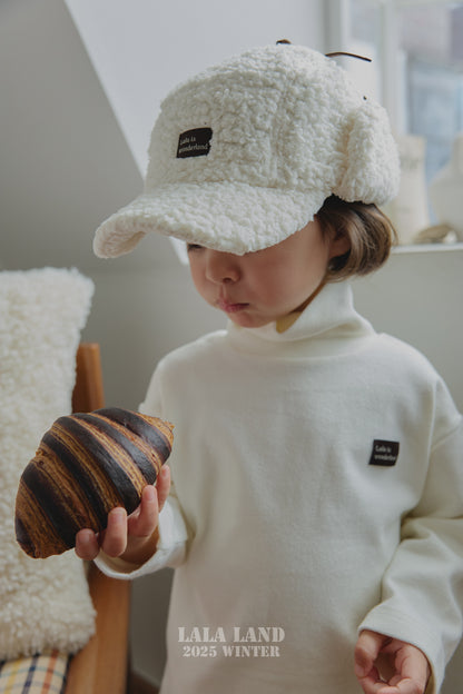 [PRE-ORDER] Loose Fit Chewy Turtleneck T-Shirts