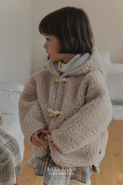 [PRE-ORDER] Bear Hoodie Coat