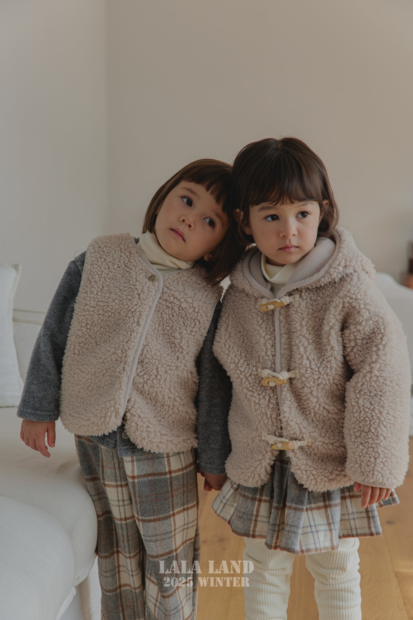 [PRE-ORDER] Pom Pom Ribbed Cardigan