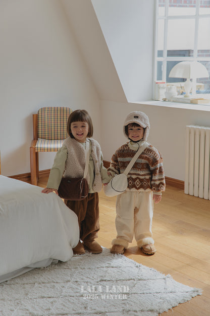 [PRE-ORDER] Sherpa Pattern Sweatshirts