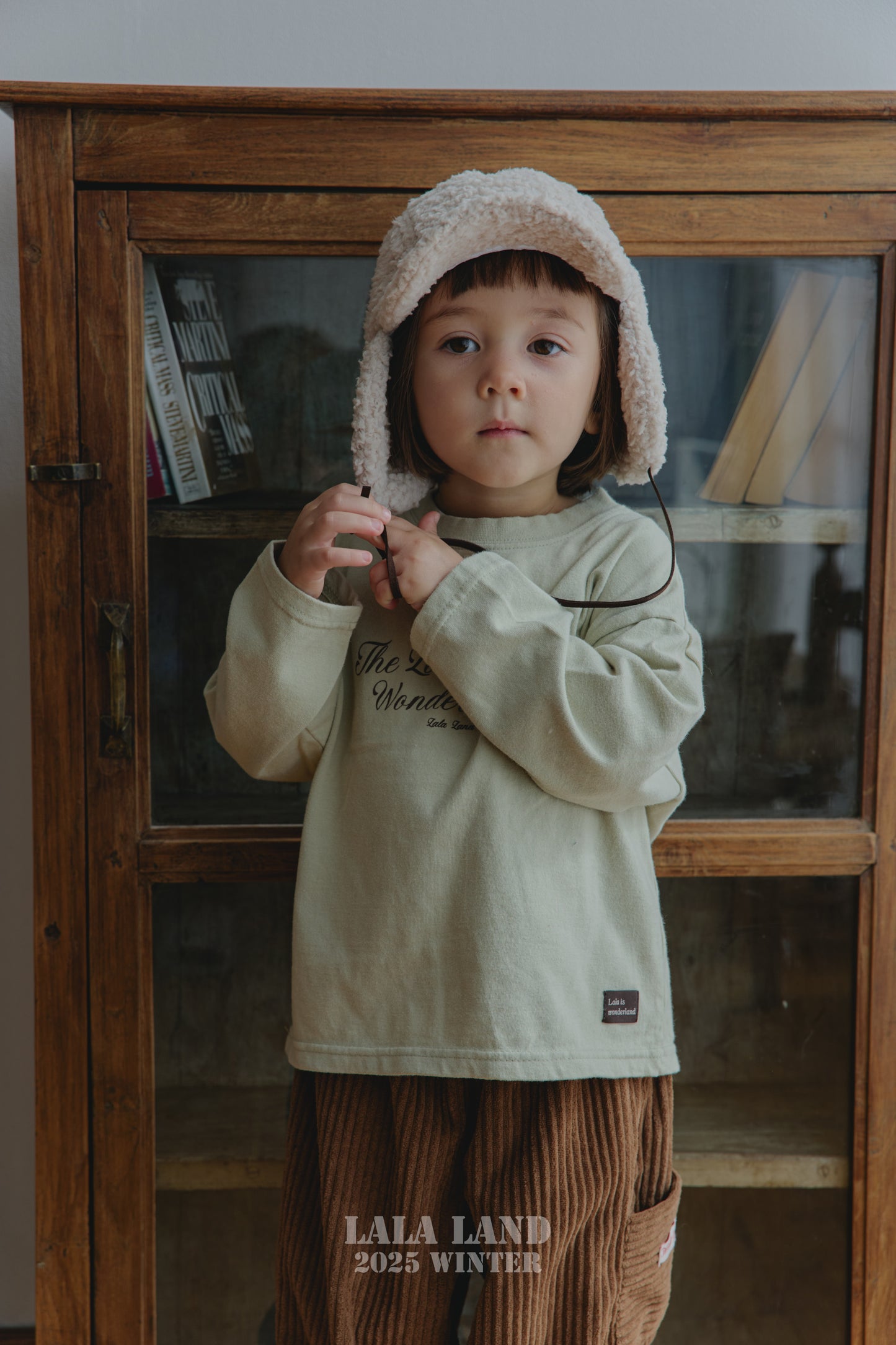 [PRE-ORDER] Lala Family T-Shirts (Mom Couple)