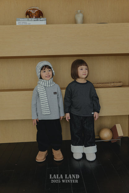 [PRE-ORDER] Loose Fit Chewy Turtleneck T-Shirts