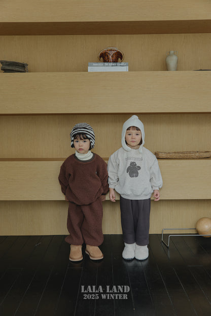 [PRE-ORDER] Snow Bear Sweatshirts