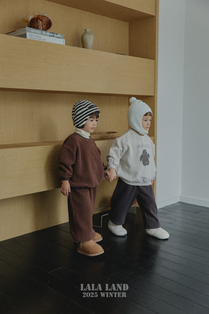 [PRE-ORDER] Snow Bear Sweatshirts