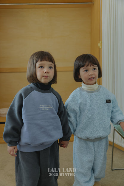 [PRE-ORDER] Every Raglan Sweatshirts