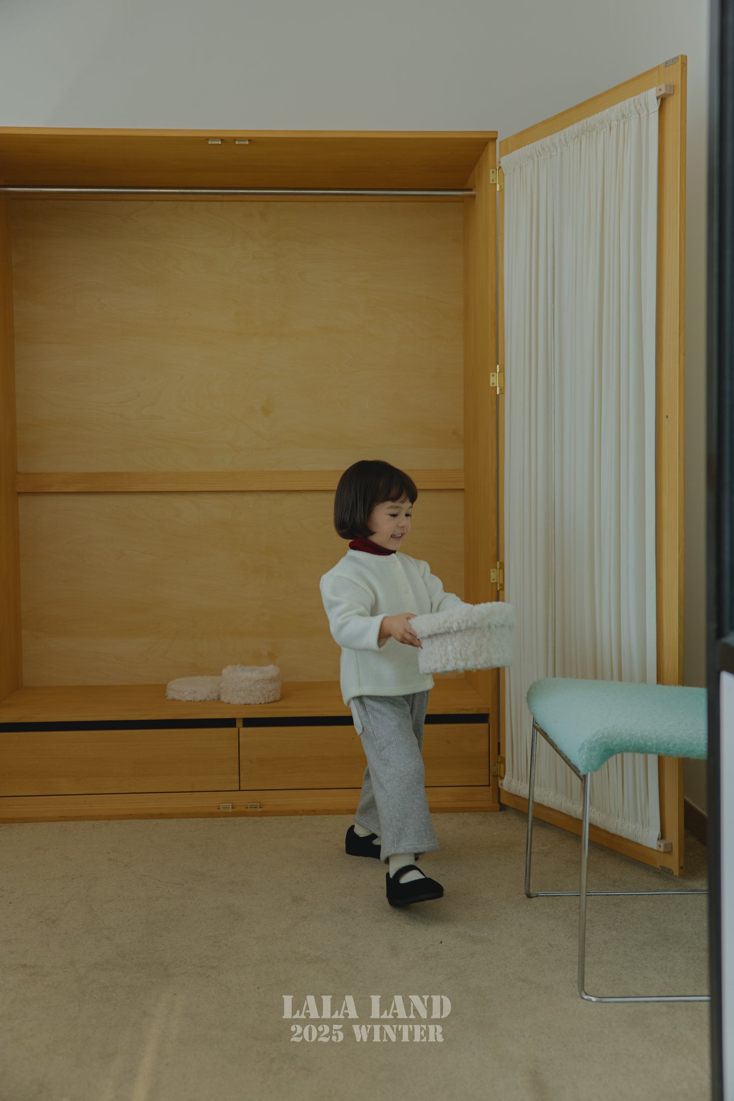 [PRE-ORDER] Pom Pom Ribbed Cardigan