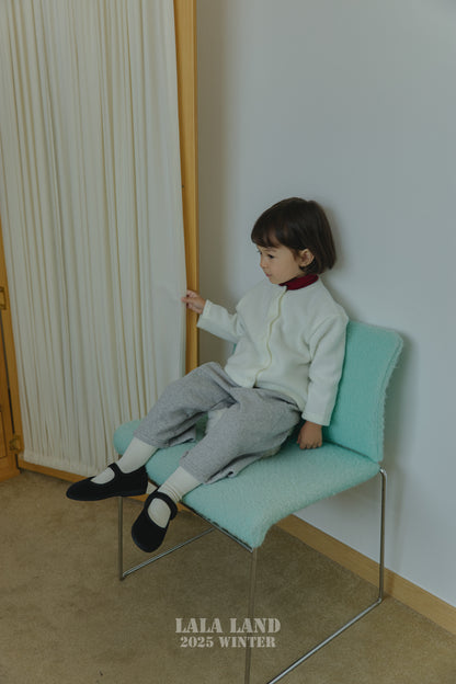 [PRE-ORDER] Pom Pom Ribbed Cardigan