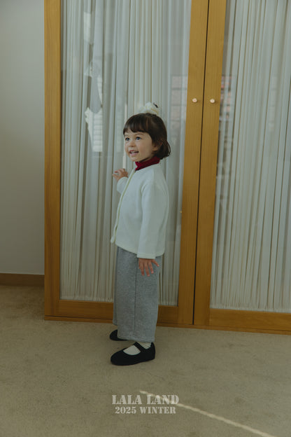 [PRE-ORDER] Pom Pom Ribbed Cardigan