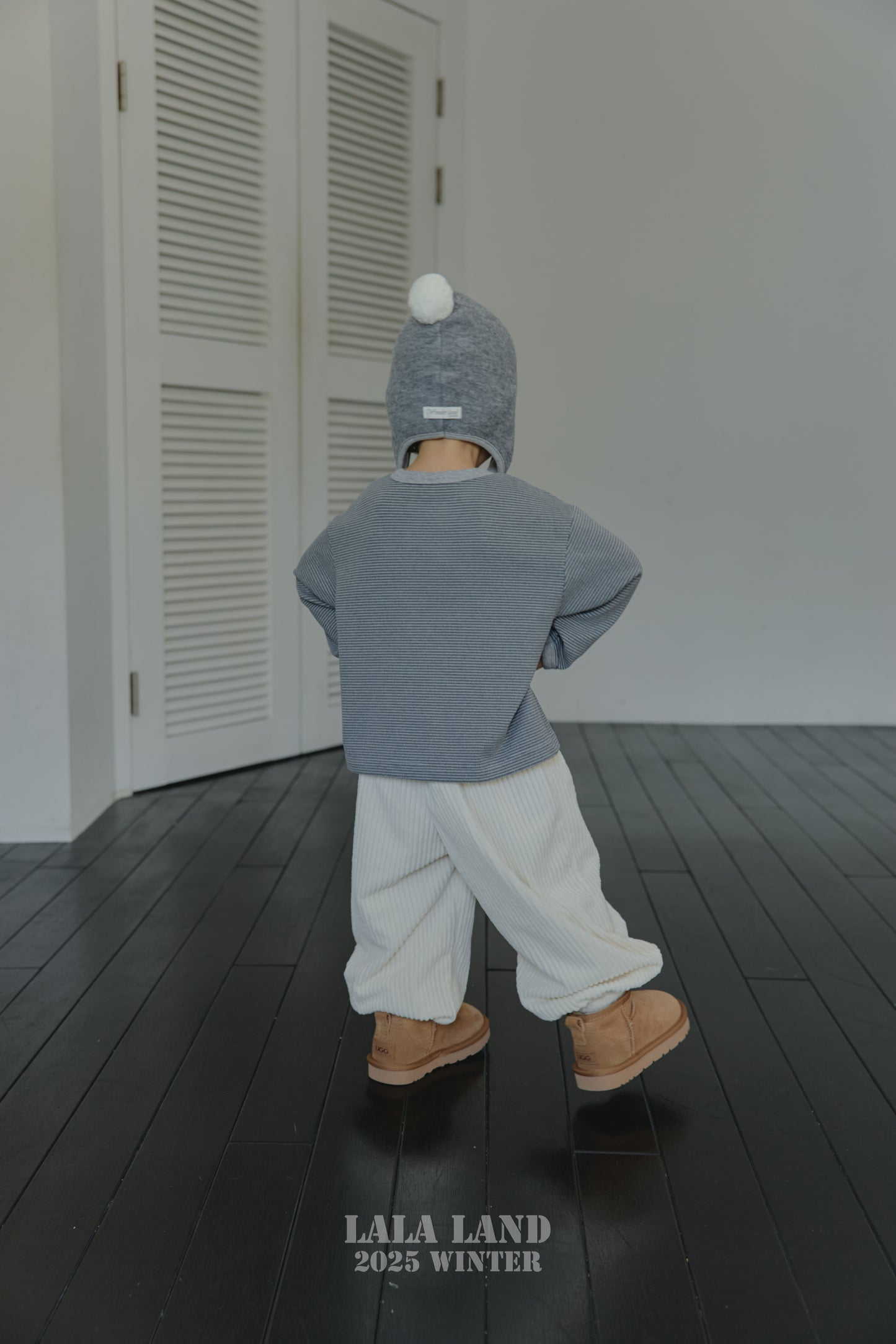 [PRE-ORDER] Corduroy Cargo Jogger Pants