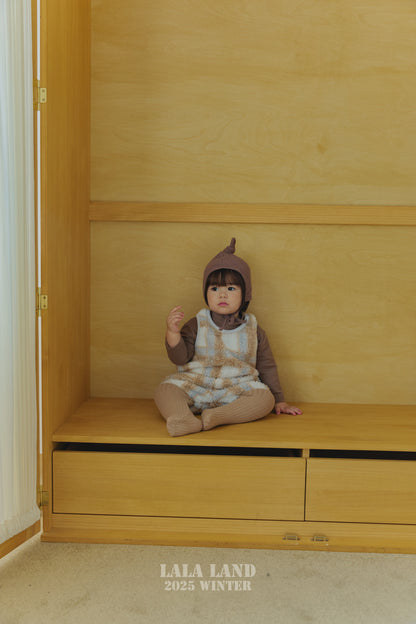 [PRE-ORDER] Sherpa Baby Vest