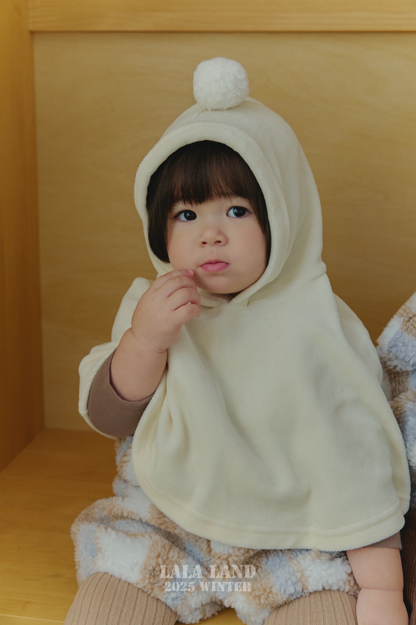 [PRE-ORDER] Velour Cape