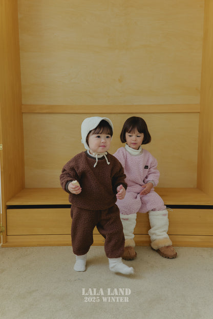 [PRE-ORDER] Sherpa Sausage Pants