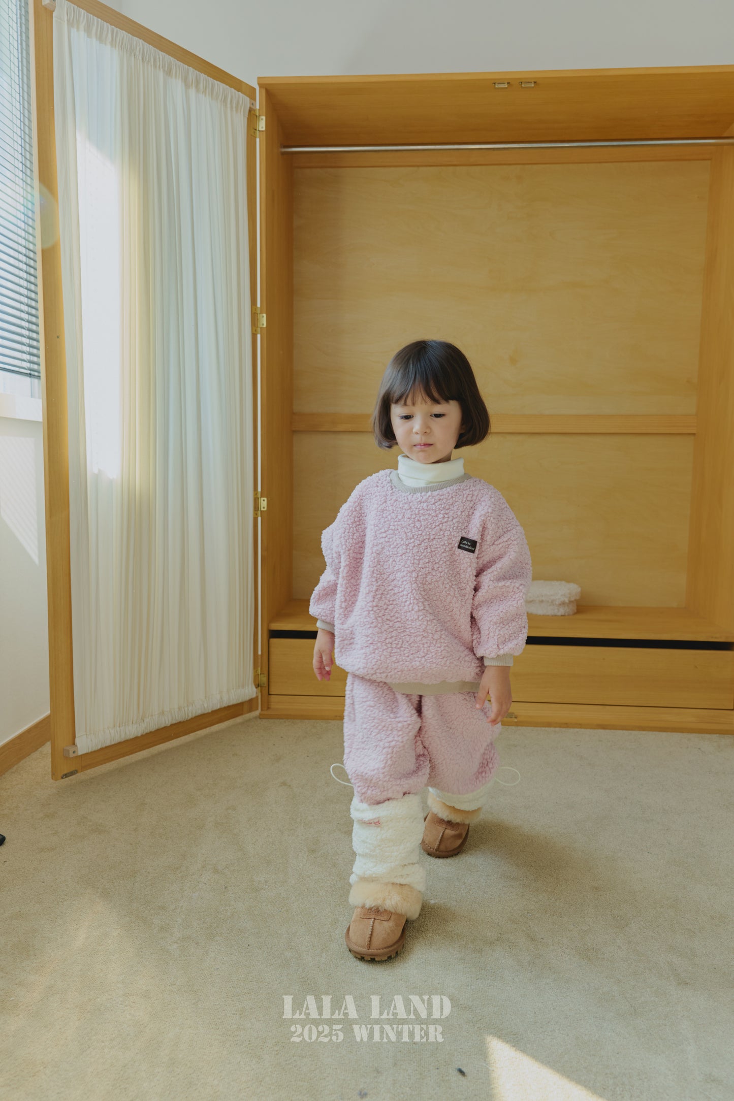 [PRE-ORDER] Sherpa Sweatshirts